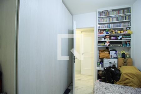 Apartamento à venda com 123m², 3 quartos e 2 vagasQuarto 3