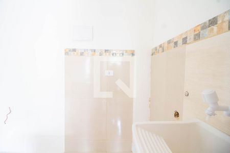 Casa para alugar com 41m², 2 quartos e sem vagaÁrea de serviço