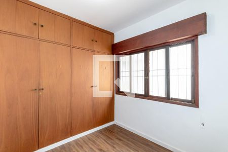 Casa à venda com 240m², 4 quartos e 2 vagas Casa à venda com 240m², 4 quartos e 2 vagasQuarto 3