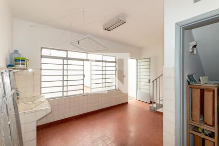 Casa à venda com 240m², 4 quartos e 2 vagas Casa à venda com 240m², 4 quartos e 2 vagasÁrea de Serviço