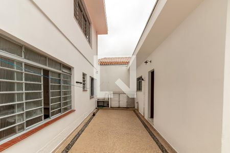 Casa à venda com 240m², 4 quartos e 2 vagas Casa à venda com 240m², 4 quartos e 2 vagasQuintal