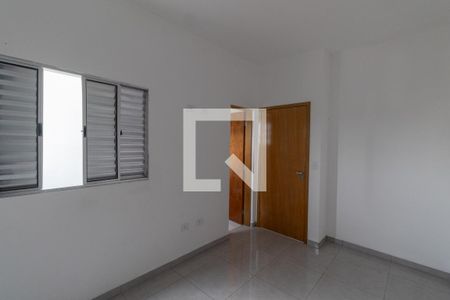 Casa à venda com 66m², 2 quartos e 2 vagasSuíte 2