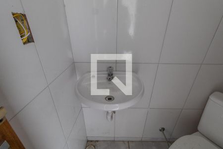 Casa à venda com 66m², 2 quartos e 2 vagasLavabo