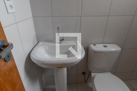 Casa de condomínio à venda com 59m², 2 quartos e 2 vagasBanheiro Suíte 2