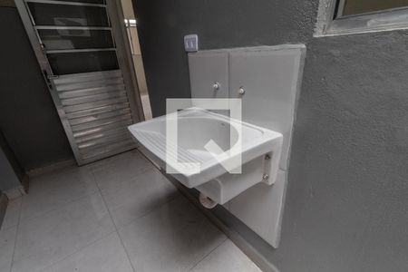 Casa de condomínio à venda com 67m², 2 quartos e 1 vaga Casa de condomínio à venda com 67m², 2 quartos e 1 vagaÁrea de Serviço