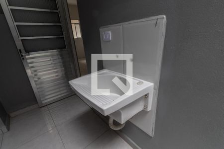 Casa de condomínio à venda com 67m², 2 quartos e 2 vagas Casa de condomínio à venda com 67m², 2 quartos e 2 vagasÁrea de Serviço