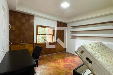 Casa de condomínio para alugar com 486m², 4 quartos e 8 vagasSuíte 4