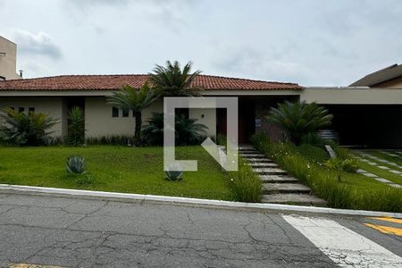 Casa de condomínio para alugar com 486m², 4 quartos e 8 vagasFachada