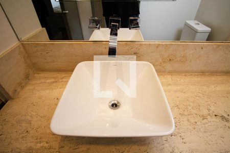 Apartamento à venda com 120m², 1 quarto e 2 vagasBanheiro Social