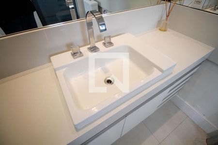 Apartamento à venda com 120m², 1 quarto e 2 vagasBanheiro da Suíte