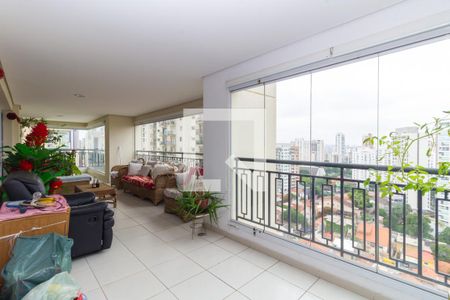 Varanda  de apartamento para alugar com 4 quartos, 205m² em Vila Mariana, São Paulo