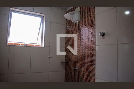 Banheiro  de casa para alugar com 2 quartos, 48m² em Pilar Velho, Ribeirão Pires