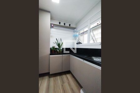 Apartamento à venda com 110m², 3 quartos e 1 vagaÁrea de Serviço