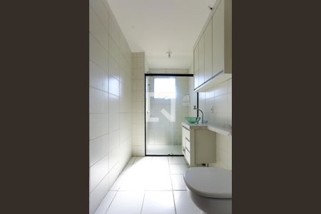 Apartamento à venda com 46m², 2 quartos e 1 vaga Apartamento à venda com 46m², 2 quartos e 1 vagaBanheiro