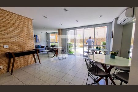 Apartamento à venda com 46m², 2 quartos e 1 vaga Apartamento à venda com 46m², 2 quartos e 1 vagaÁrea comum - Salão de festas