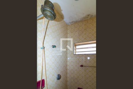 Casa à venda com 220m², 3 quartos e 2 vagas Casa à venda com 220m², 3 quartos e 2 vagasBanheiro 5