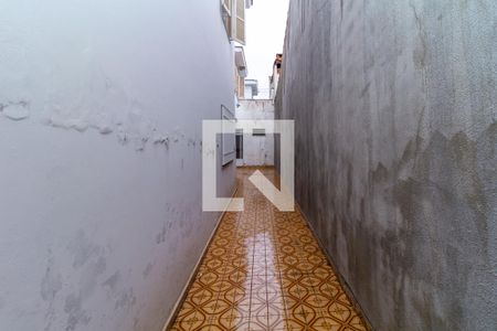 Casa à venda com 220m², 3 quartos e 2 vagas Casa à venda com 220m², 3 quartos e 2 vagasCorredor Externo