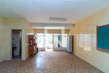 Casa à venda com 220m², 3 quartos e 2 vagas Casa à venda com 220m², 3 quartos e 2 vagasSalão de Festas