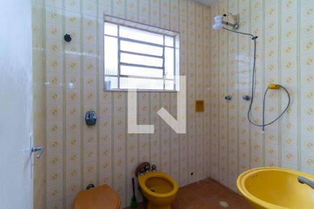 Casa à venda com 220m², 3 quartos e 2 vagas Casa à venda com 220m², 3 quartos e 2 vagasBanheiro da Suíte 2