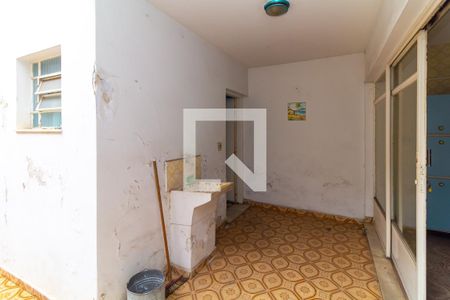 Casa à venda com 220m², 3 quartos e 2 vagas Casa à venda com 220m², 3 quartos e 2 vagasÁrea de Serviço