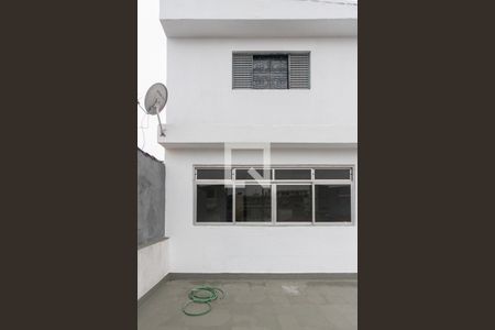 Apartamento para alugar com 185m², 3 quartos e sem vaga Apartamento para alugar com 185m², 3 quartos e sem vagaVaranda