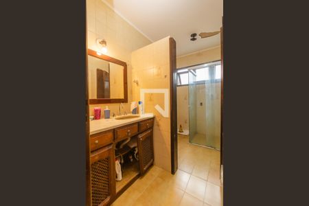 Casa à venda com 255m², 4 quartos e 4 vagasBanheiro