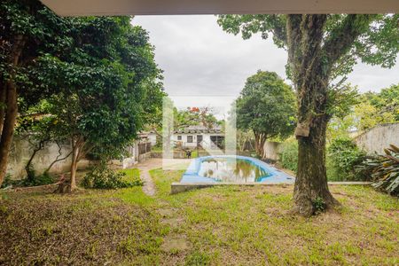 Casa à venda com 255m², 4 quartos e 4 vagasQuintal