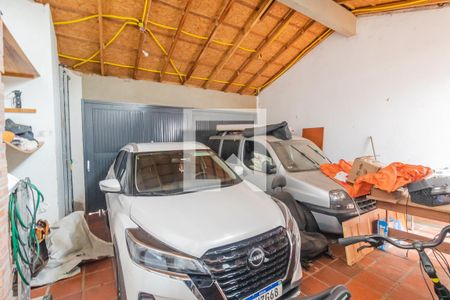 Casa à venda com 255m², 4 quartos e 4 vagasGaragem