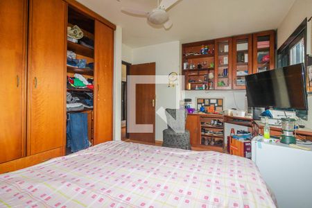 Casa à venda com 255m², 4 quartos e 4 vagasQuarto 2