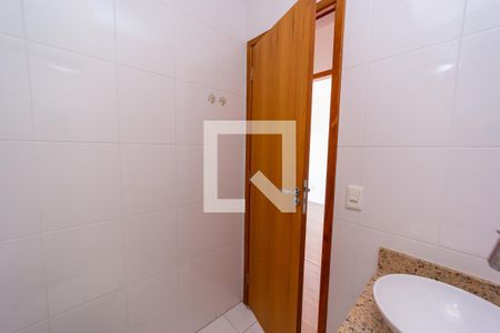 Casa de condomínio à venda com 110m², 3 quartos e 2 vagas Casa de condomínio à venda com 110m², 3 quartos e 2 vagasBanheiro Social