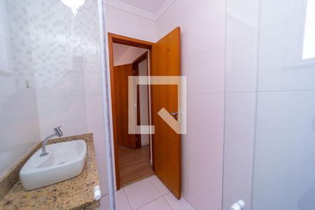 Casa de condomínio à venda com 110m², 3 quartos e 2 vagas Casa de condomínio à venda com 110m², 3 quartos e 2 vagasBanheiro do Quarto 1