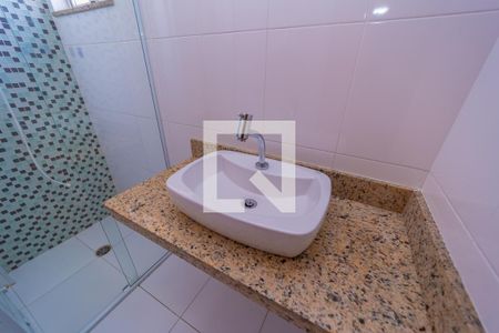 Casa de condomínio à venda com 110m², 3 quartos e 2 vagas Casa de condomínio à venda com 110m², 3 quartos e 2 vagasBanheiro do Quarto 1