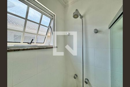 Casa de condomínio à venda com 560m², 5 quartos e 3 vagasSuíte 1 - Banheiro