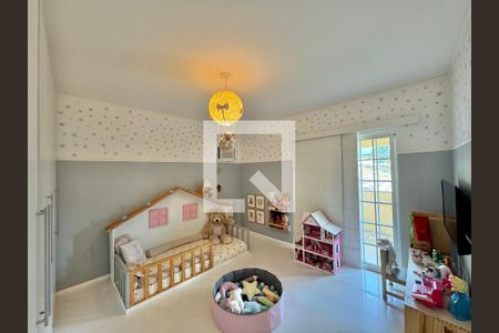 Casa de condomínio à venda com 560m², 5 quartos e 3 vagasSuíte 2