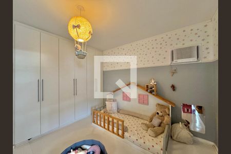 Casa de condomínio à venda com 560m², 5 quartos e 3 vagasSuíte 2