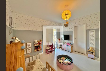 Casa de condomínio à venda com 560m², 5 quartos e 3 vagasSuíte 2