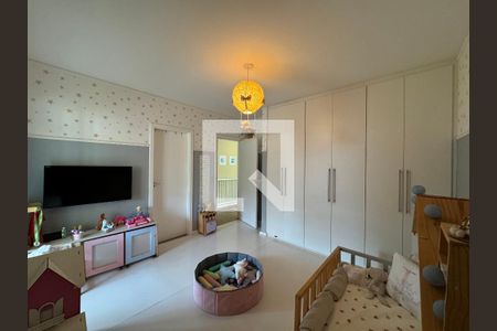 Casa de condomínio à venda com 560m², 5 quartos e 3 vagasSuíte 2