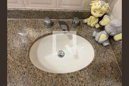 Casa de condomínio à venda com 560m², 5 quartos e 3 vagasSuíte 2 - Banheiro