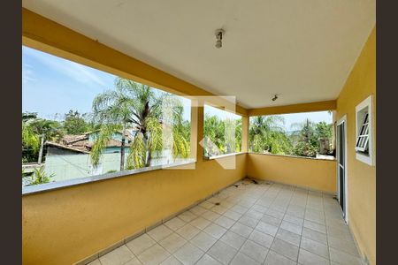 Casa de condomínio à venda com 560m², 5 quartos e 3 vagasQuarto 1 e 2 - Varanda