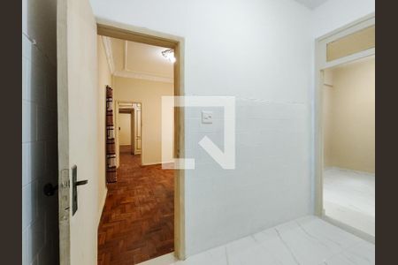 Apartamento à venda com 54m², 2 quartos e sem vaga Apartamento à venda com 54m², 2 quartos e sem vagaCozinha