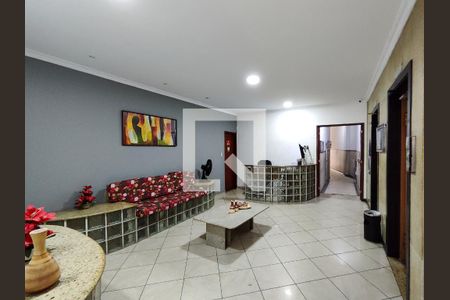 Apartamento à venda com 54m², 2 quartos e sem vaga Apartamento à venda com 54m², 2 quartos e sem vagaFachada e portaria