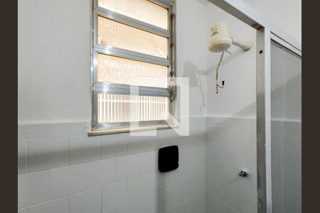 Apartamento à venda com 54m², 2 quartos e sem vaga Apartamento à venda com 54m², 2 quartos e sem vagaBanheiro Corredor