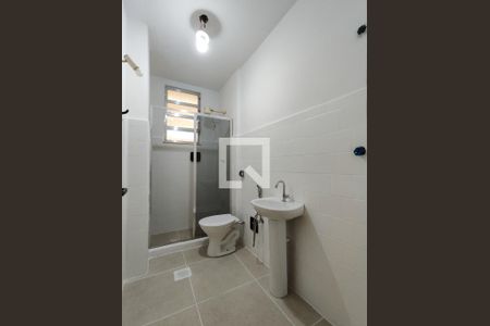 Apartamento à venda com 54m², 2 quartos e sem vaga Apartamento à venda com 54m², 2 quartos e sem vagaBanheiro Corredor