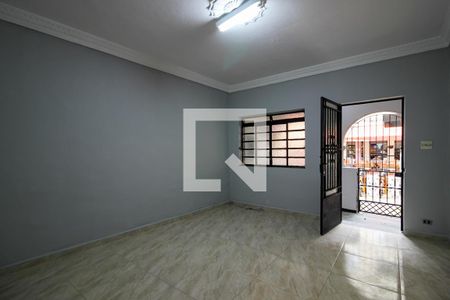 Casa para alugar com 100m², 3 quartos e sem vaga Casa para alugar com 100m², 3 quartos e sem vagaSala