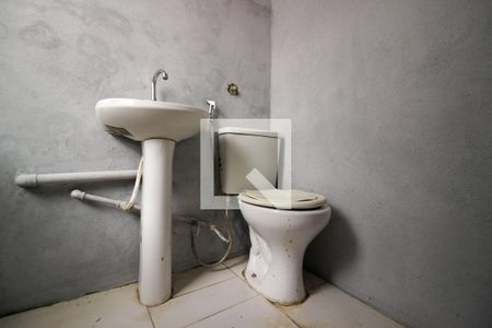 Casa para alugar com 100m², 3 quartos e sem vaga Casa para alugar com 100m², 3 quartos e sem vagaBanheiro