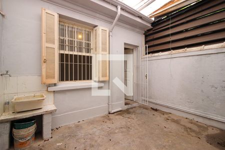 Casa para alugar com 100m², 3 quartos e sem vaga Casa para alugar com 100m², 3 quartos e sem vagaQuintal e Área de Serviço