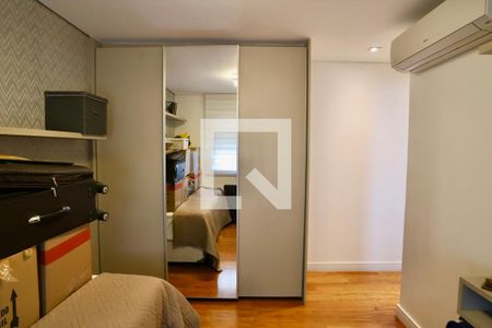 Apartamento para alugar com 221m², 4 quartos e 4 vagas Apartamento para alugar com 221m², 4 quartos e 4 vagasQuarto 2