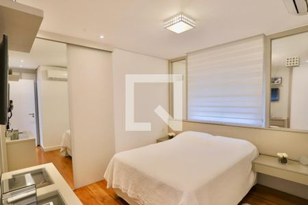 Apartamento para alugar com 221m², 4 quartos e 4 vagas Apartamento para alugar com 221m², 4 quartos e 4 vagasQuarto 1
