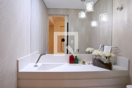 Apartamento para alugar com 221m², 4 quartos e 4 vagas Apartamento para alugar com 221m², 4 quartos e 4 vagasBanheiro