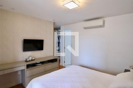 Apartamento para alugar com 221m², 4 quartos e 4 vagas Apartamento para alugar com 221m², 4 quartos e 4 vagasQuarto 4
